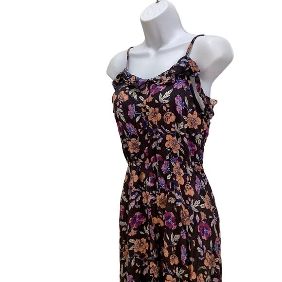 Art Class Hankerchief Summer Dress - Picture 2 of 8